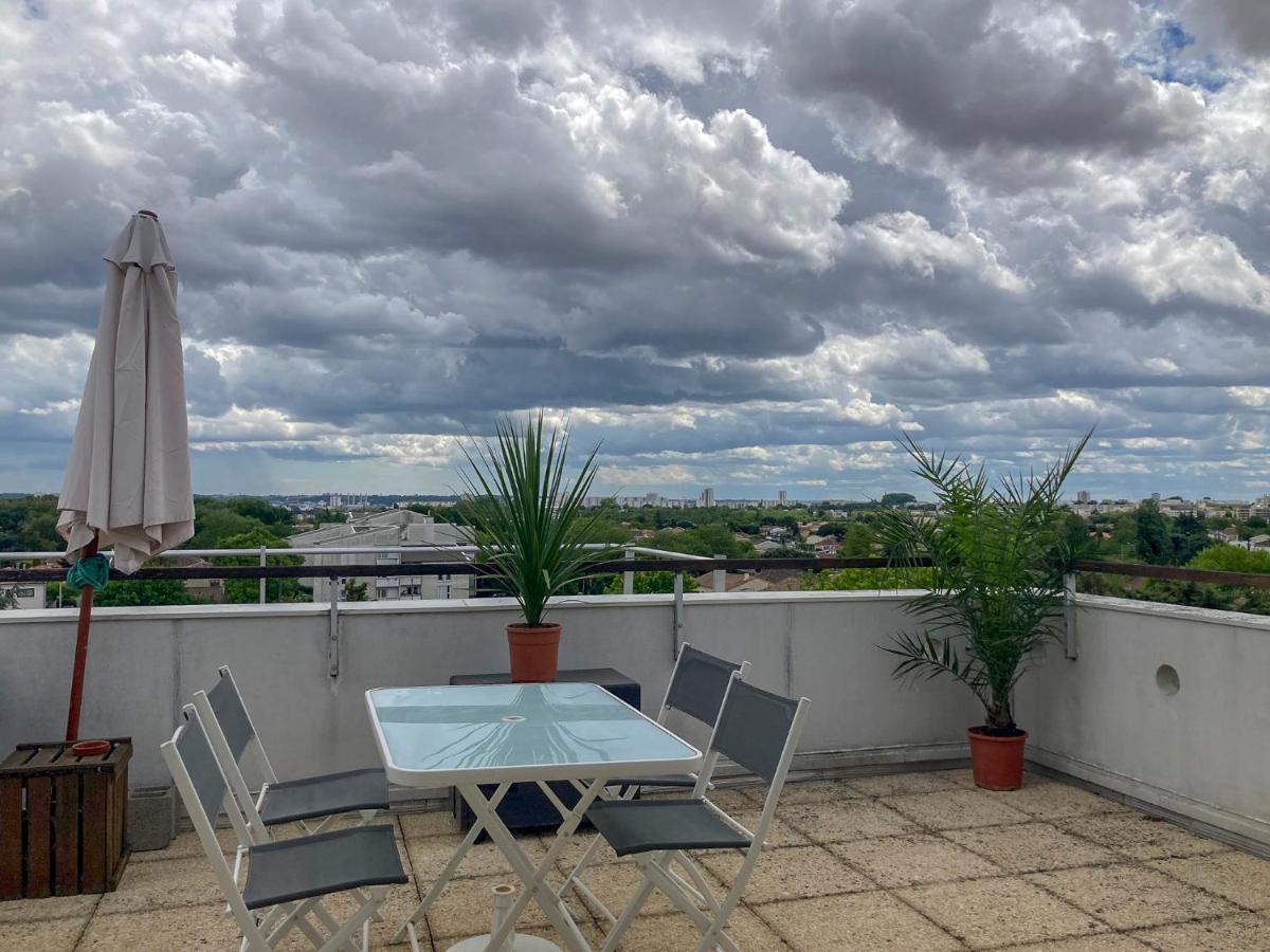 Proche Bordeaux Appartement 75 M2 Rooftop Bruges Εξωτερικό φωτογραφία